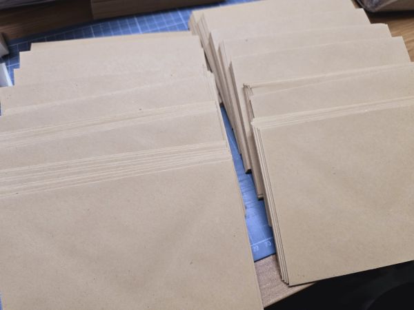 Briefumschlag braun Kraftpapier C6